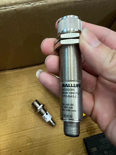 二手拆机巴鲁夫BOS0080传感器BOS 18M-PU-1-PD-SA5-C现货议价