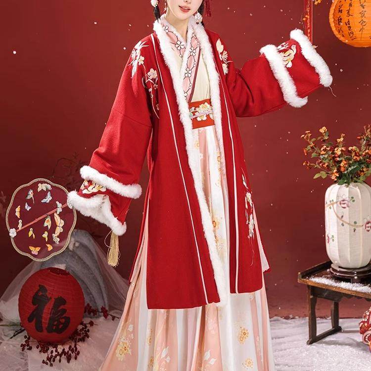 宋制汉服女成人古装加绒对襟长衫外套中国风新年拜年服套装秋冬款