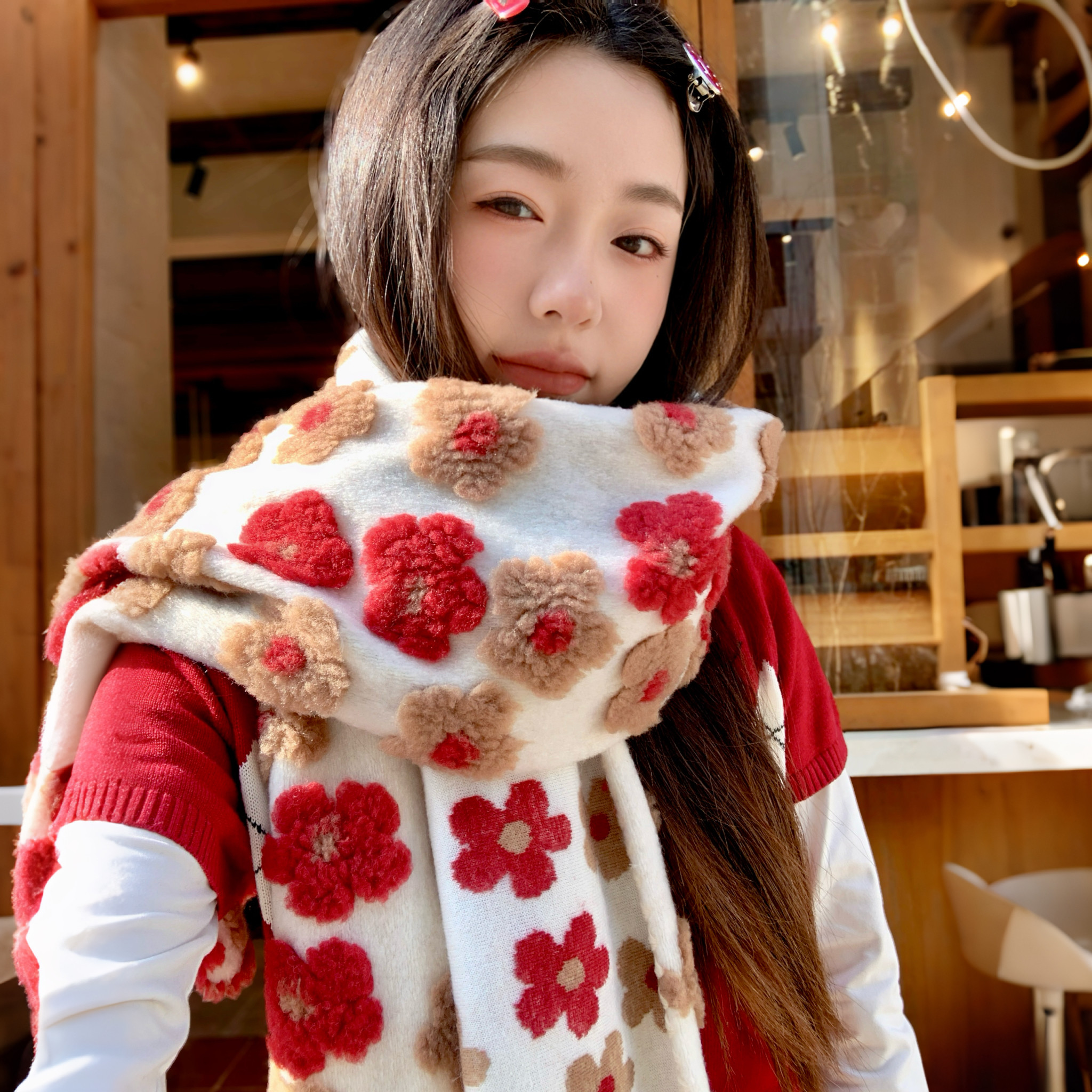 2025秋冬复古立体花朵围巾 奶白软糯羊毛感红色花片温柔系围脖,服饰配件/皮带/帽子/围巾,围巾/丝巾/披肩,淘宝优惠券,粉丝福利购,淘宝优惠卷