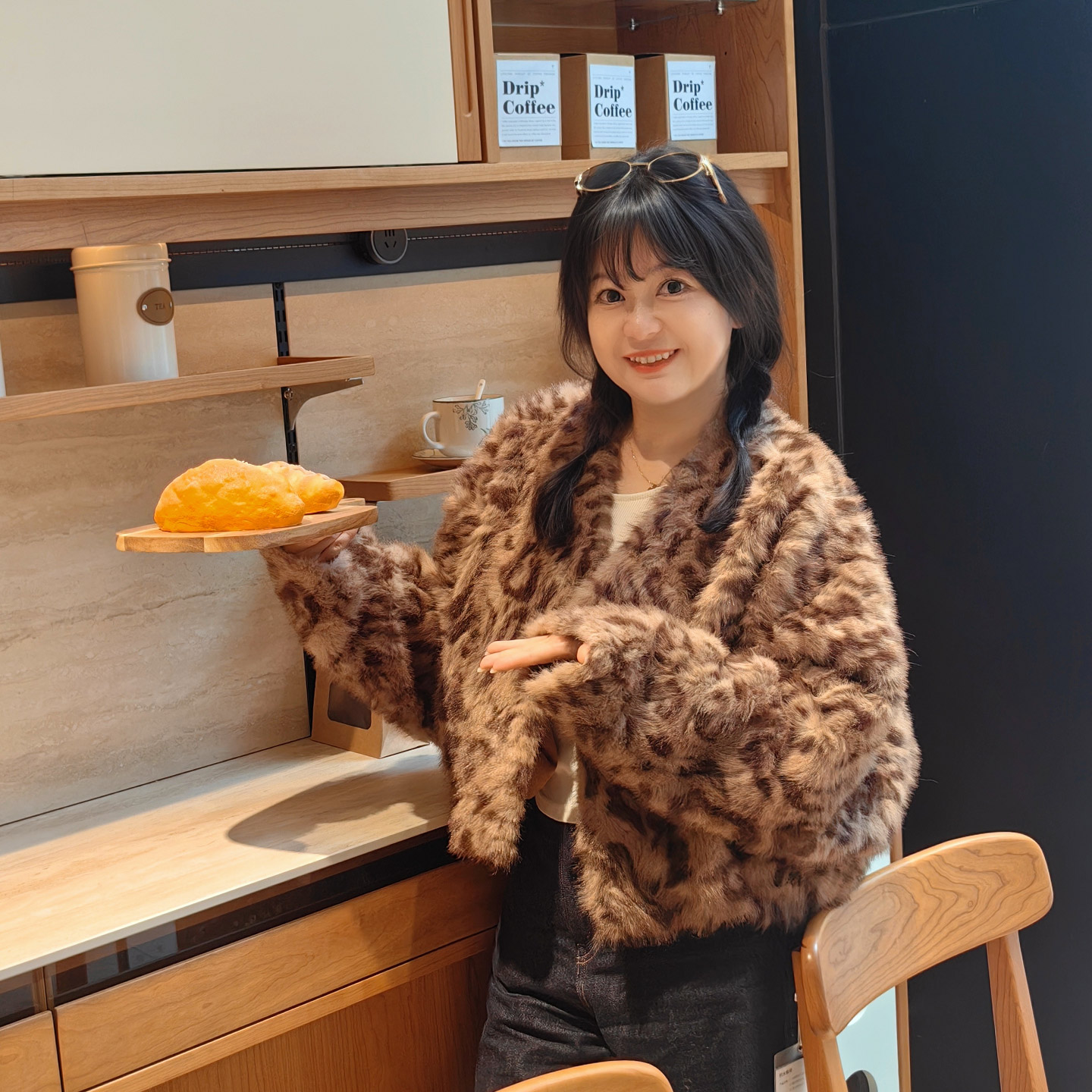 【】豹纹皮毛一体短外套8801-P195-K298,女装短外套,2C288
