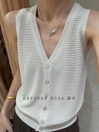 法式赫本风V领针织背心显瘦