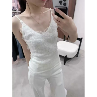 2026年夏季温莎古堡蕾丝拼接时尚百搭针织吊带背心女打底小上衣