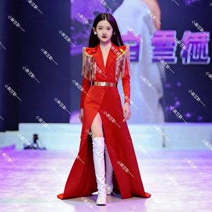 2026新款女童模特走秀潮服红色西服套装女童T台走秀演出服