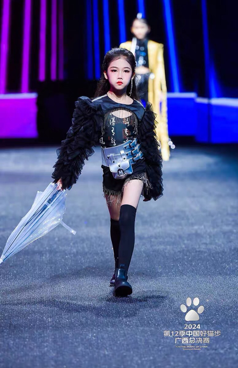 女童山河图中国好猫步走秀服t台童模民族国创意潮潮服中国风潮装