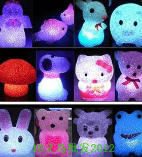 清仓发光水晶小夜灯爱心KT猫 玫瑰小夜灯情人节礼物地摊玩具