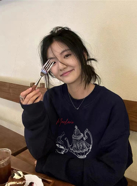 纯棉美式复古加绒加厚圆领卫衣女秋冬设计感小众潮牌长袖无帽上衣