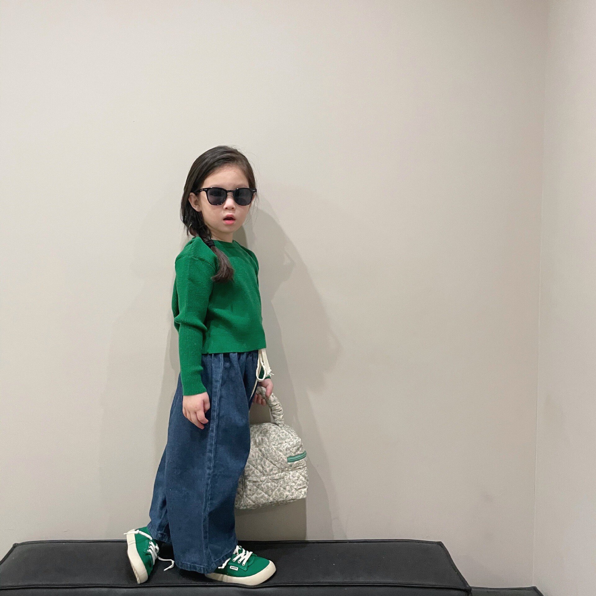 一禾kids韩版2023冬季男女童长袖带帽毛线衣可爱绿色针织套头衫