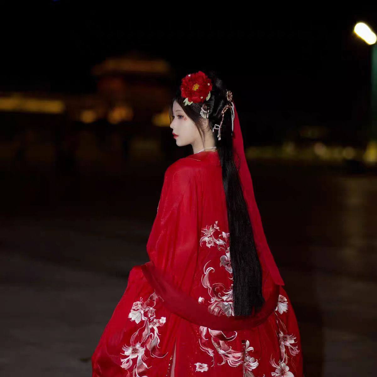 出租出赁红色重工刺绣齐腰大袖衫霞披新国潮交领襦裙汉服女款