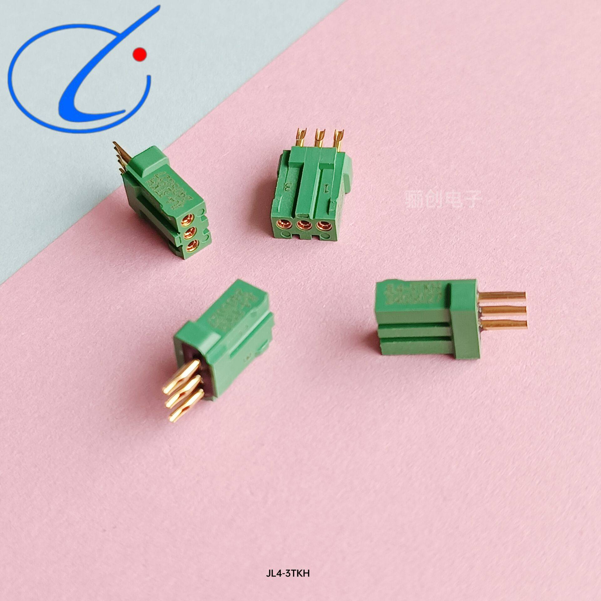 骊创JL4-3ZJW插头插座