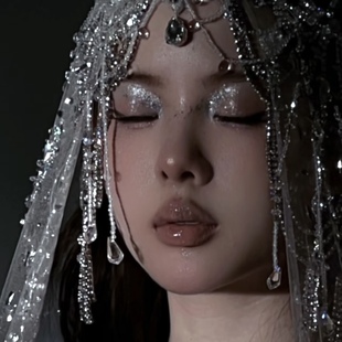 奢华精致高级感水钻流苏发饰异域公主新娘造型头饰夸张眉心坠饰品