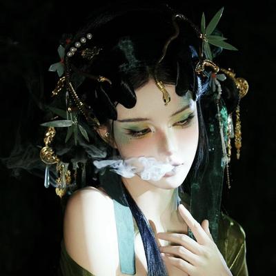 神秘感古希腊金蛇秀场盘绕发饰