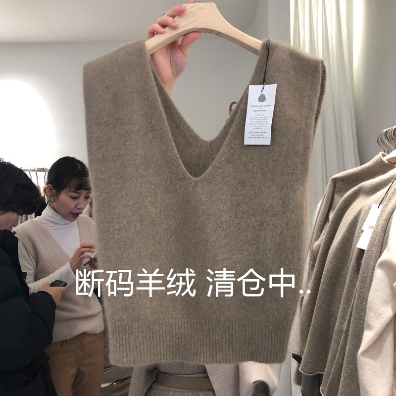 秋冬韩范宽松双V领羊毛马甲女短款简约羊毛坎肩大码针织背心外套
