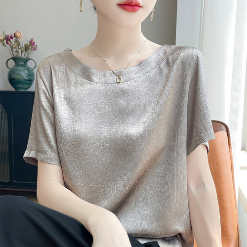 法式缎面纹理圆领短袖女