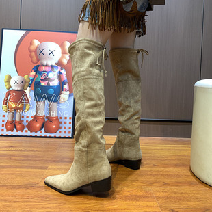 过膝盖靴长筒靴女2026新款美拉德尖头绒面高筒卡其色内增高平底