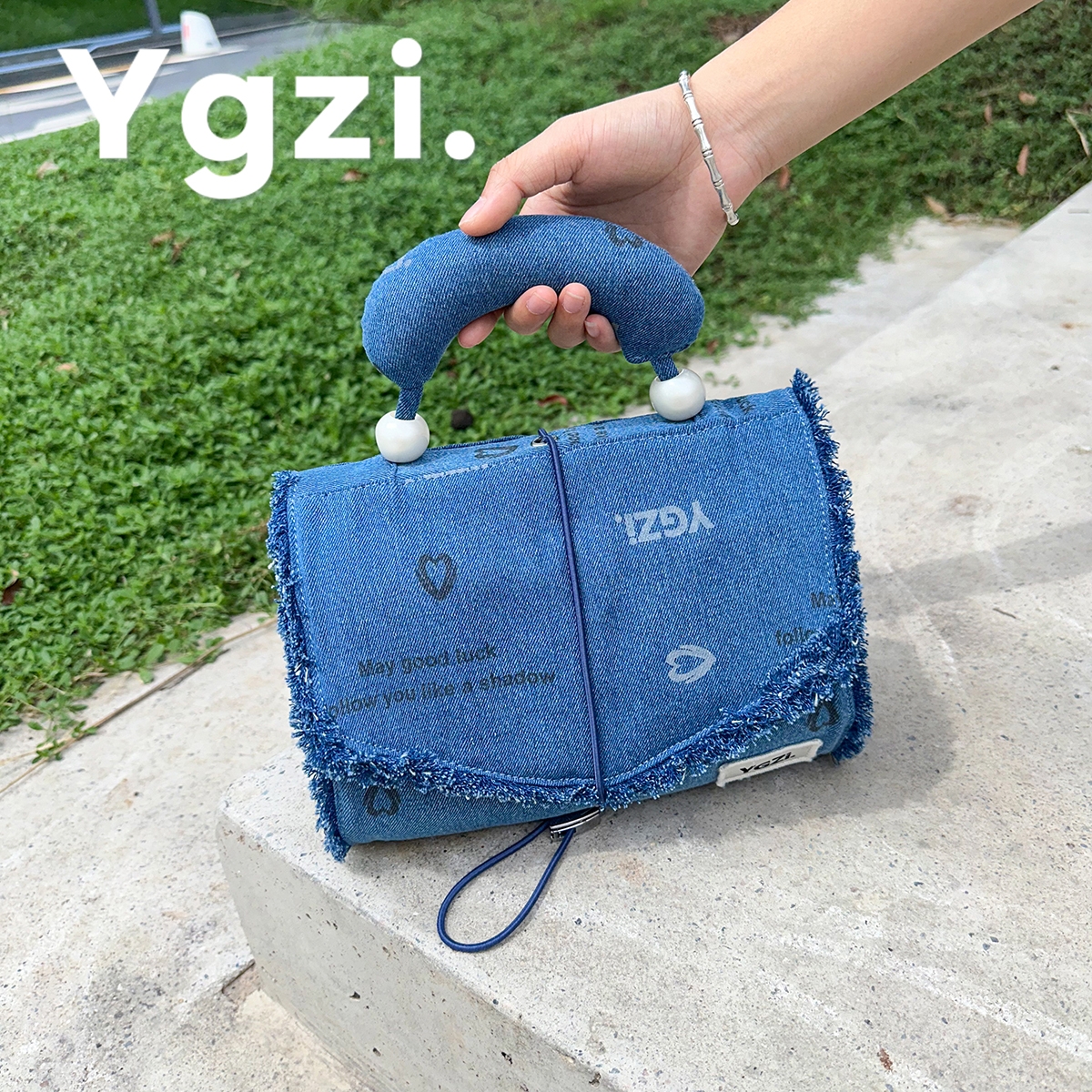 Ygzi加厚化妆包女大容量同款分区手提防水学生宿舍旅行便携收纳袋