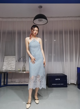 YCH 2020春夏新款蕾丝吊带连衣裙挂脖修身蓝色长裙韩国代购