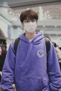 林一同款 秒发ISTKUNST 21早秋新款简约笑脸印花连帽卫衣韩国代购