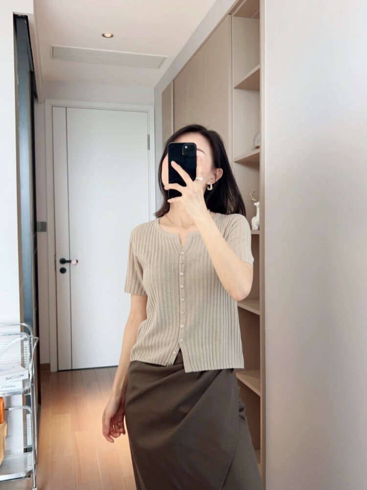 天丝亚麻针织短袖开衫女26夏季新款纯色V领薄款T恤半袖抽条显瘦