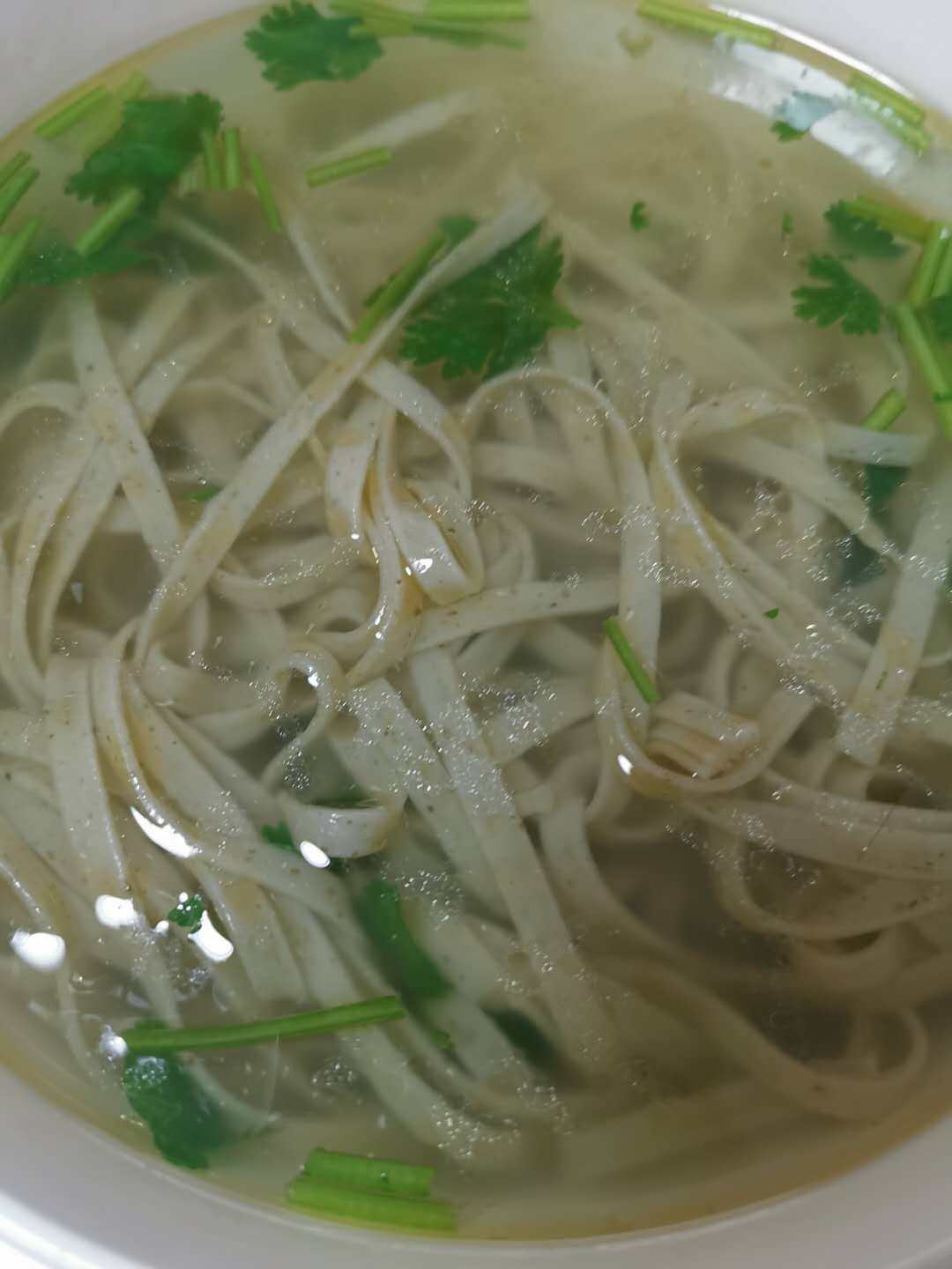 2袋干杂面,绿豆面,一袋400g