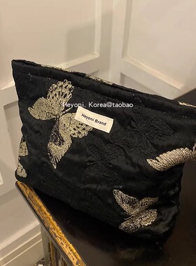 HEYONI韩国黑色金丝蝴蝶化妆包女大容量复古洗漱随身化妆品收纳袋