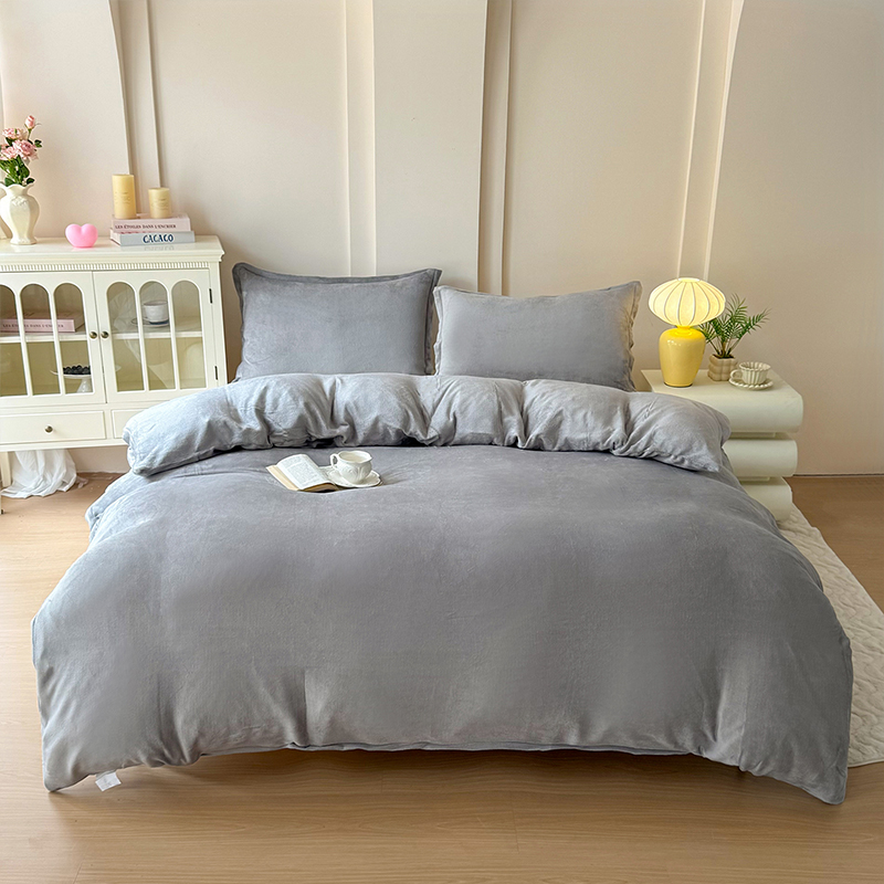 牛奶绒被套220*240加厚双面