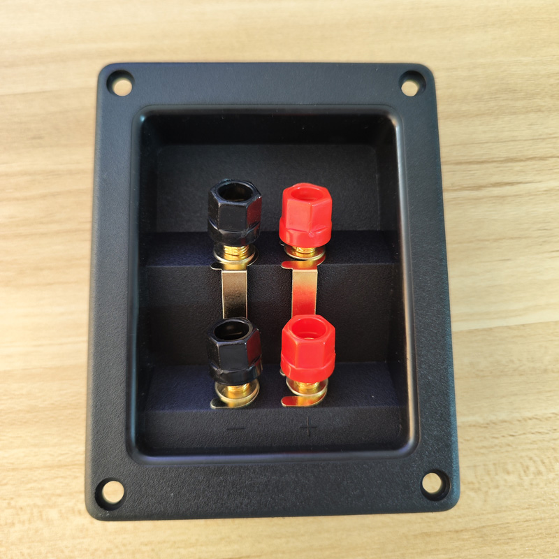 音箱喇叭接线面板母座红黑铝柱301柱四位合一香蕉头灯笼头母插座
