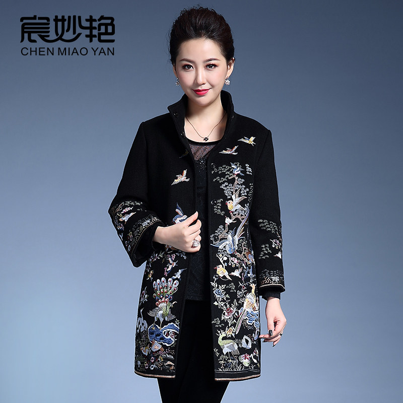 妈妈装毛呢外套中老年女装冬装风衣中长款加厚棉衣中年大码呢大衣