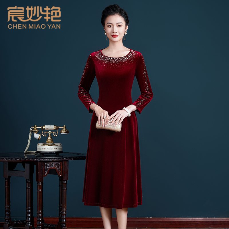 2024春季新款金丝绒气质宸妙艳