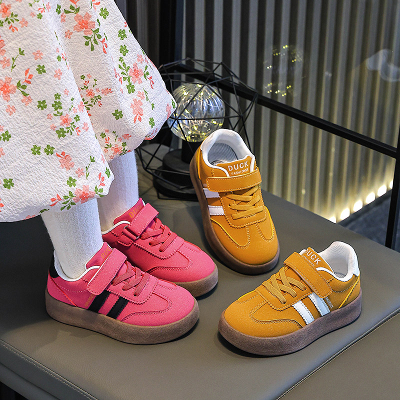小黄鸭儿童运动鞋女童德训鞋2025春季新款男童鞋子板鞋学生运动鞋
