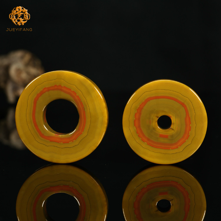 珏艺坊宣化战国红玛瑙精品纯黄底飘彩缠丝平安扣环璧KD4201