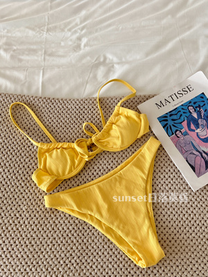 Sunset日落黄昏小鸡黄泳衣女钢托聚拢比基尼小胸度假泳装温泉泳衣