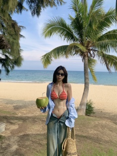 Sunset日落黄昏复古红色条纹比基尼显白性感纯欲度假风泳衣女