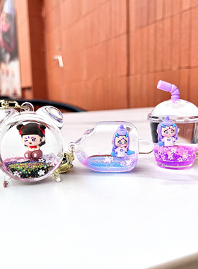 创意卡通哪吒敖丙入油流沙漂浮钥匙扣书包汽车挂饰趣味同学小礼物