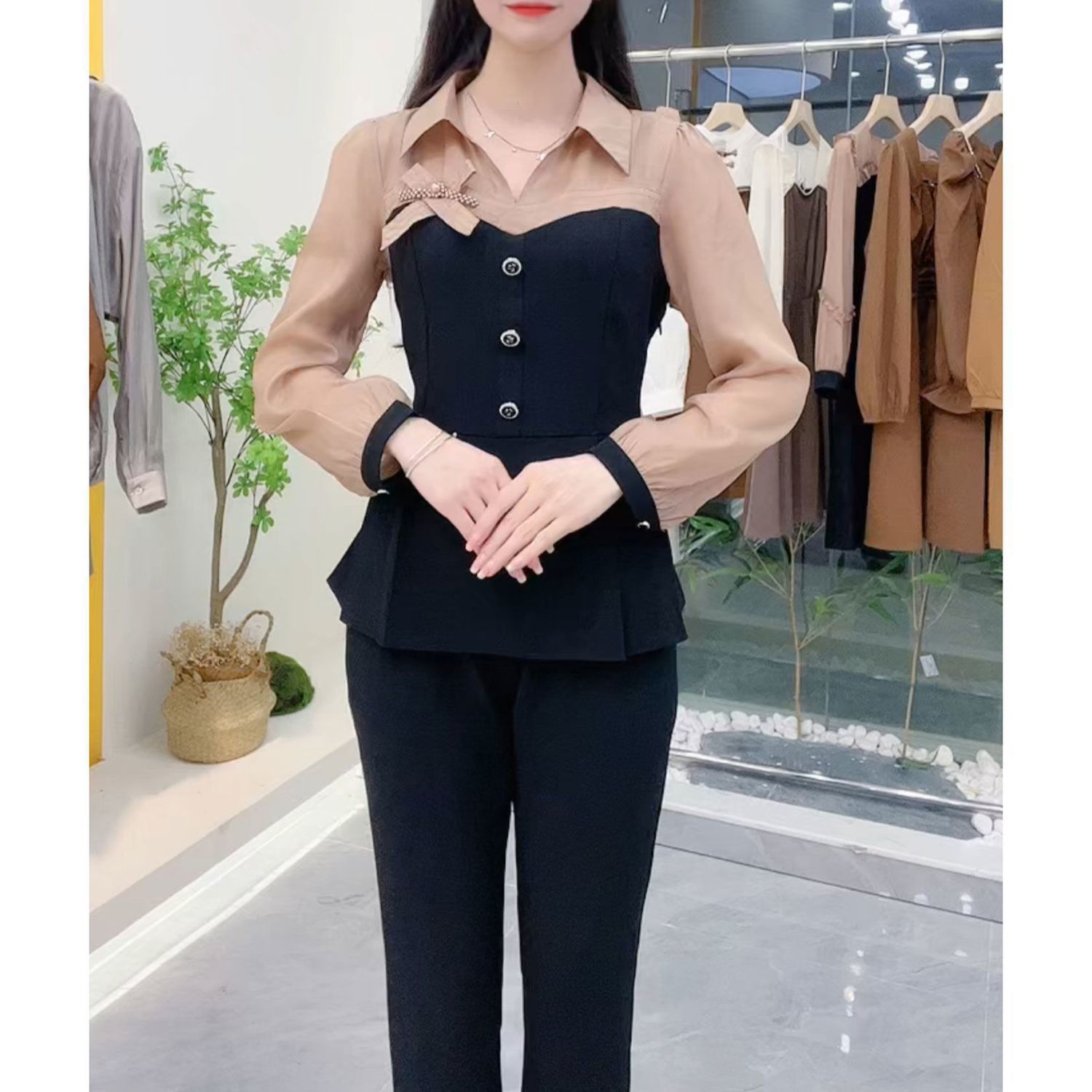 时尚套装女2025秋季新款遮肚显瘦假两件拼接衬衫上衣裤子两件套潮