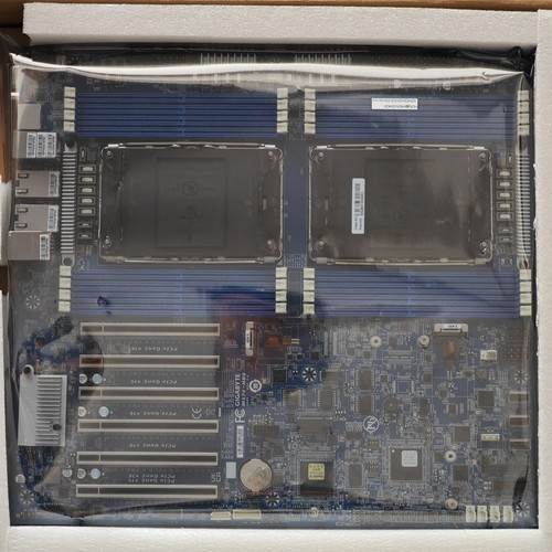 技嘉MS74HB0双路4710主板