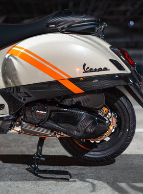 适用于Vespa 24款GTV300 6日改装xtop碳纤维 全车碳纤维 盖板扰流
