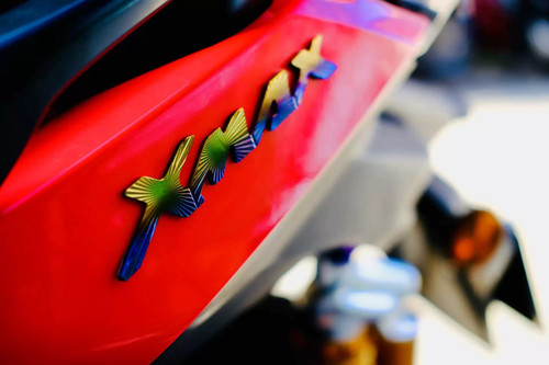 适用于17-24款雅马哈XMAX300改装铝合金CNC标 贴纸 标志 logo