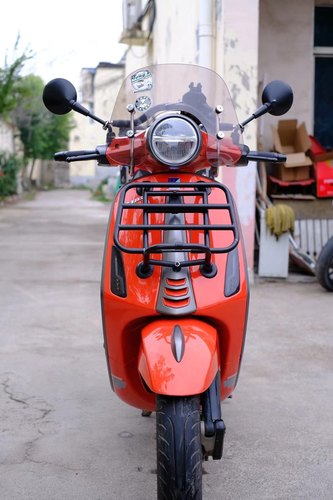 适用于vespa春天150冲刺150风挡 熏黑挡风板 mini风挡 加高挡风板