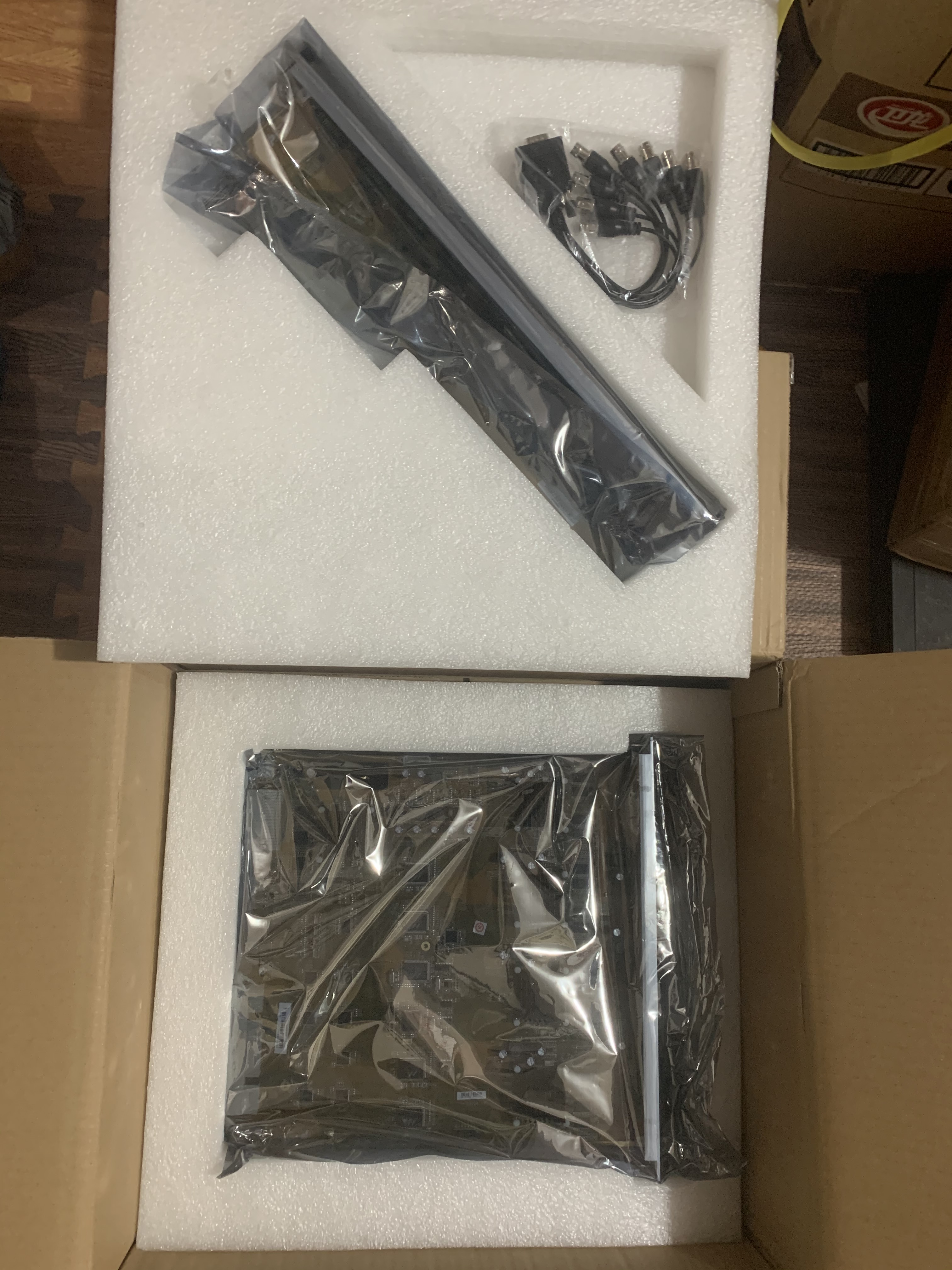 海康威视DS-6532HD-B20V综合平台B20输入输出板解码板VGA接口