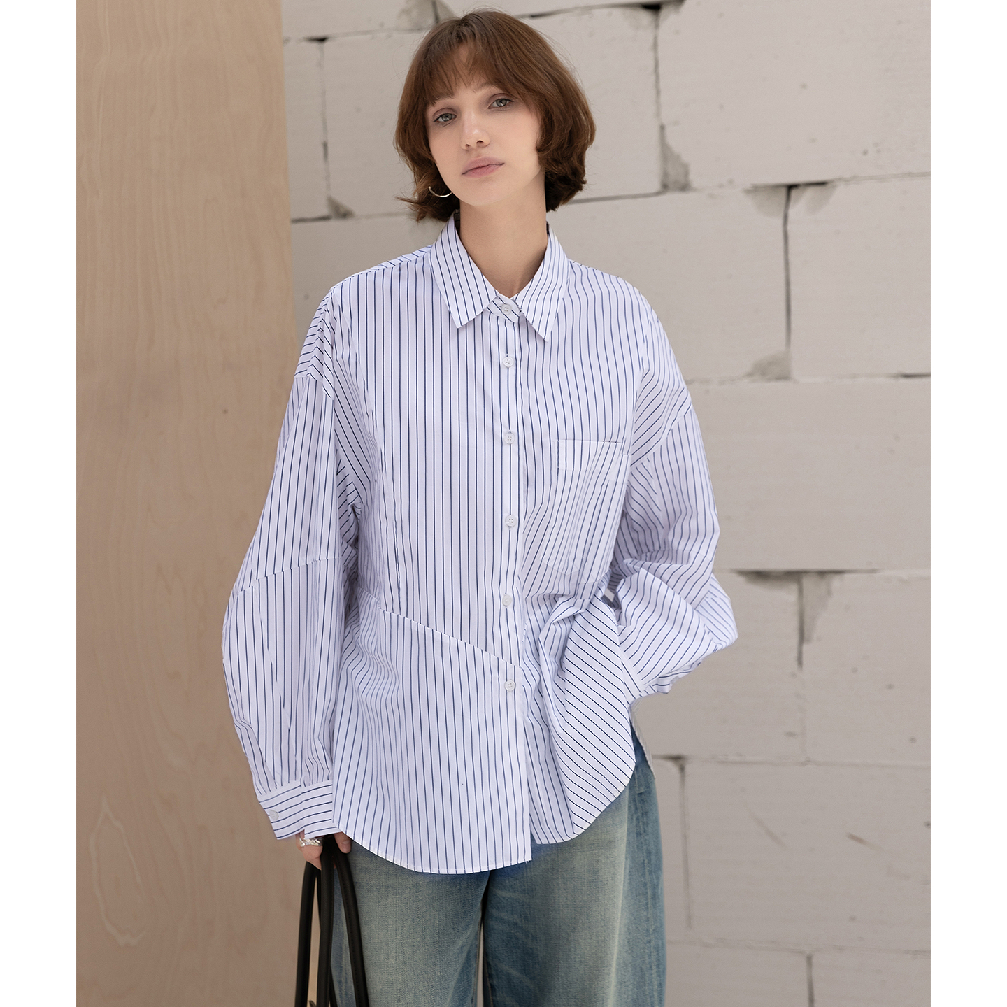 纯棉休闲设计感蓝白条纹衬衣女士