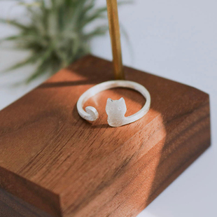 小张的故事S925纯银戒指可爱简约猫咪指环女开口关节尾戒闺蜜礼物