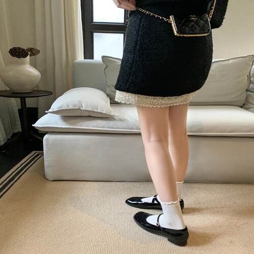 耀眼关晓彤晴也同款漆皮扣带粗跟玛丽珍女单鞋玛丽珍鞋平跟鞋子