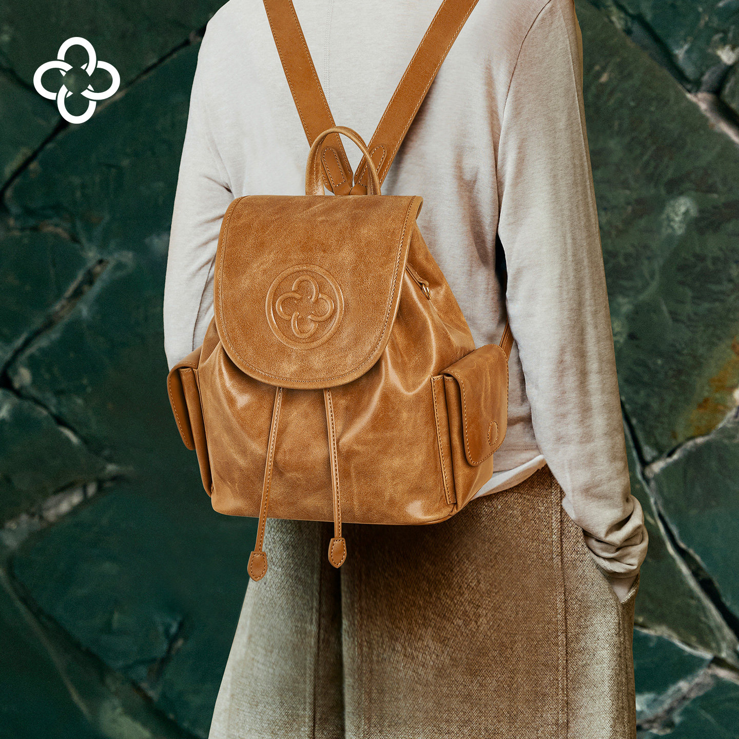 卡思乐大号植鞣牛皮双肩包男女同款大容量背包复古通勤女士电脑包