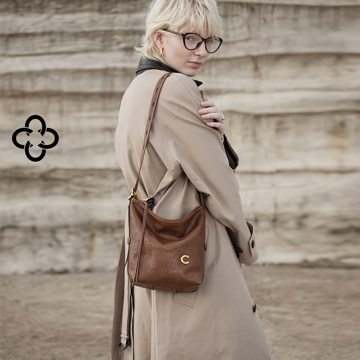 CASSILE卡思乐水桶包女2025秋冬新款植鞣牛皮棕色褶皱单肩包