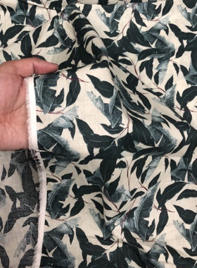 米色底印深墨灰叶子苎麻棉价处理清仓布料汉服硬挺秋装天然印花