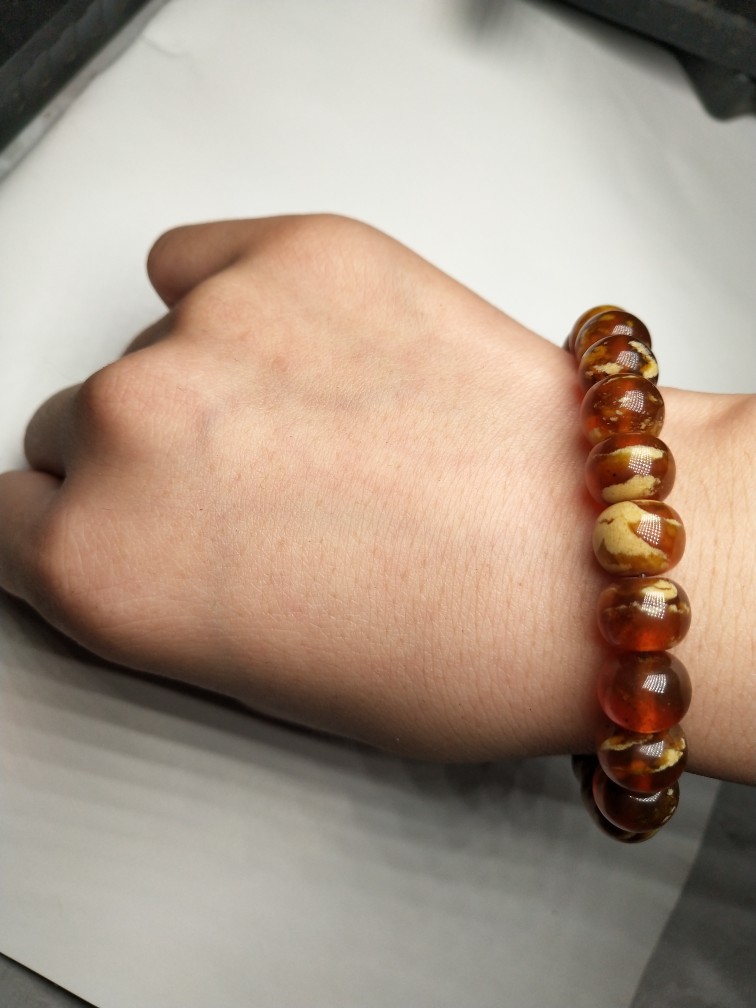 根珀，花珀，溶洞