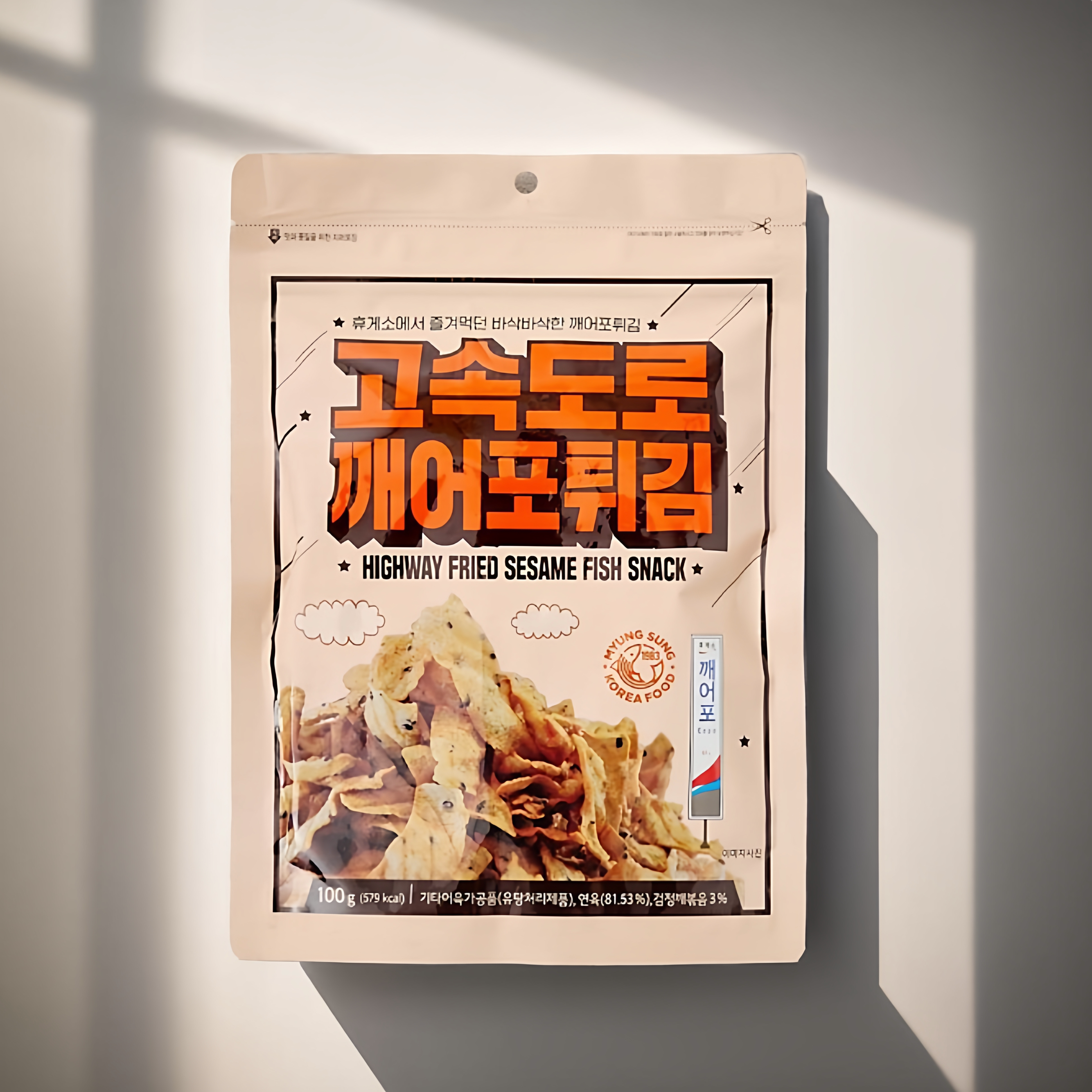 路炸鱼脆片零食酥脆美味食品