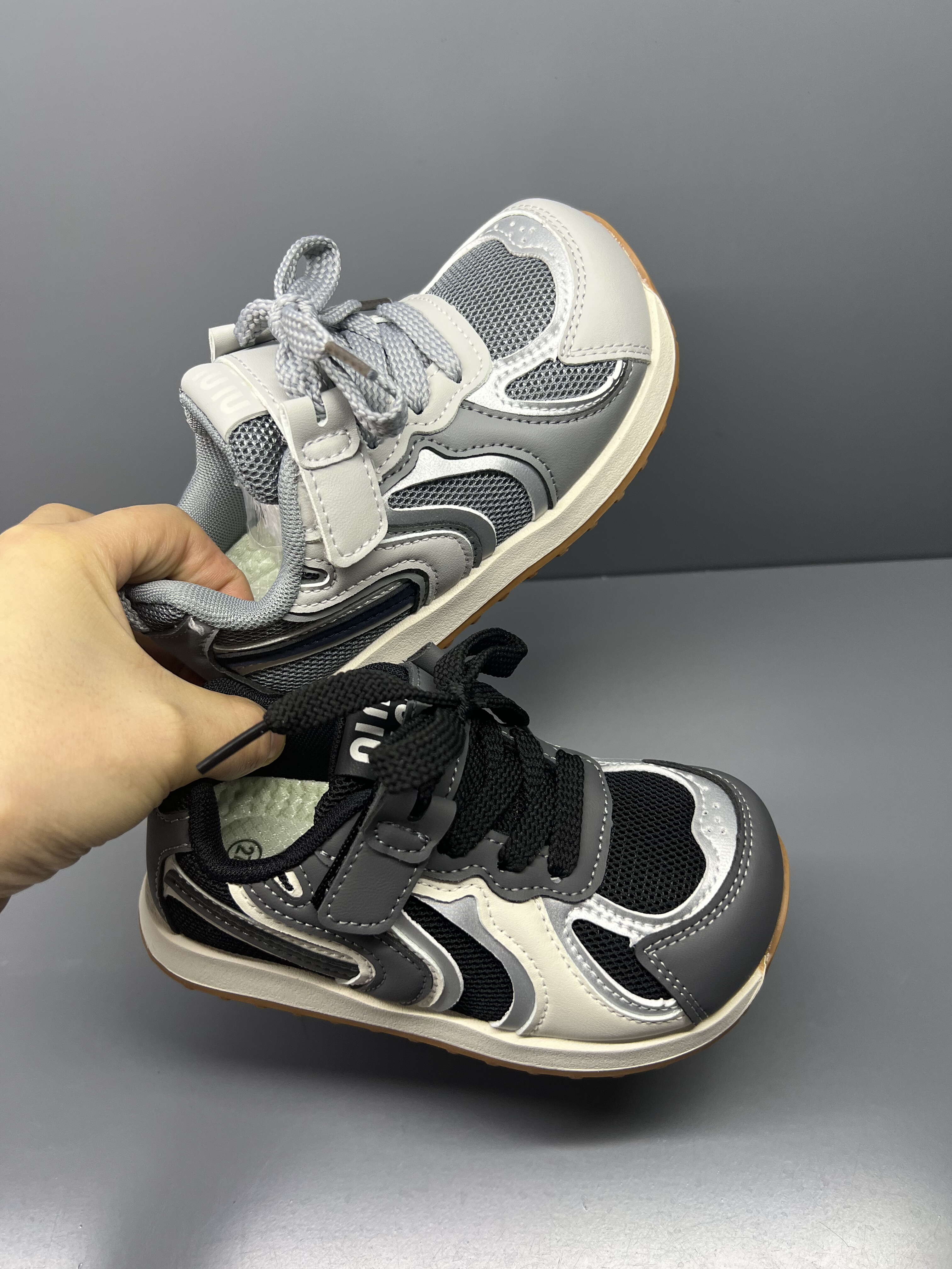 捣蛋童星童鞋新款春秋冬款魔术贴休闲百搭男女孩潮童鞋6105