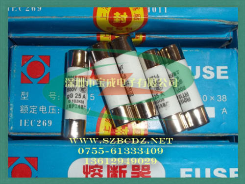 RO15/R015 10*38 陶瓷保险丝管 500V 0.5A~32A 有填料圆筒 熔断器 - 封面