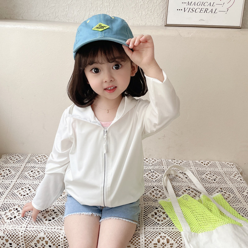 얼음 실크 어린이 태양 보호 의류 소년과 소녀를위한 여름 새로운 얇은 통기성 재킷 안티 UV  태양 보호 의류